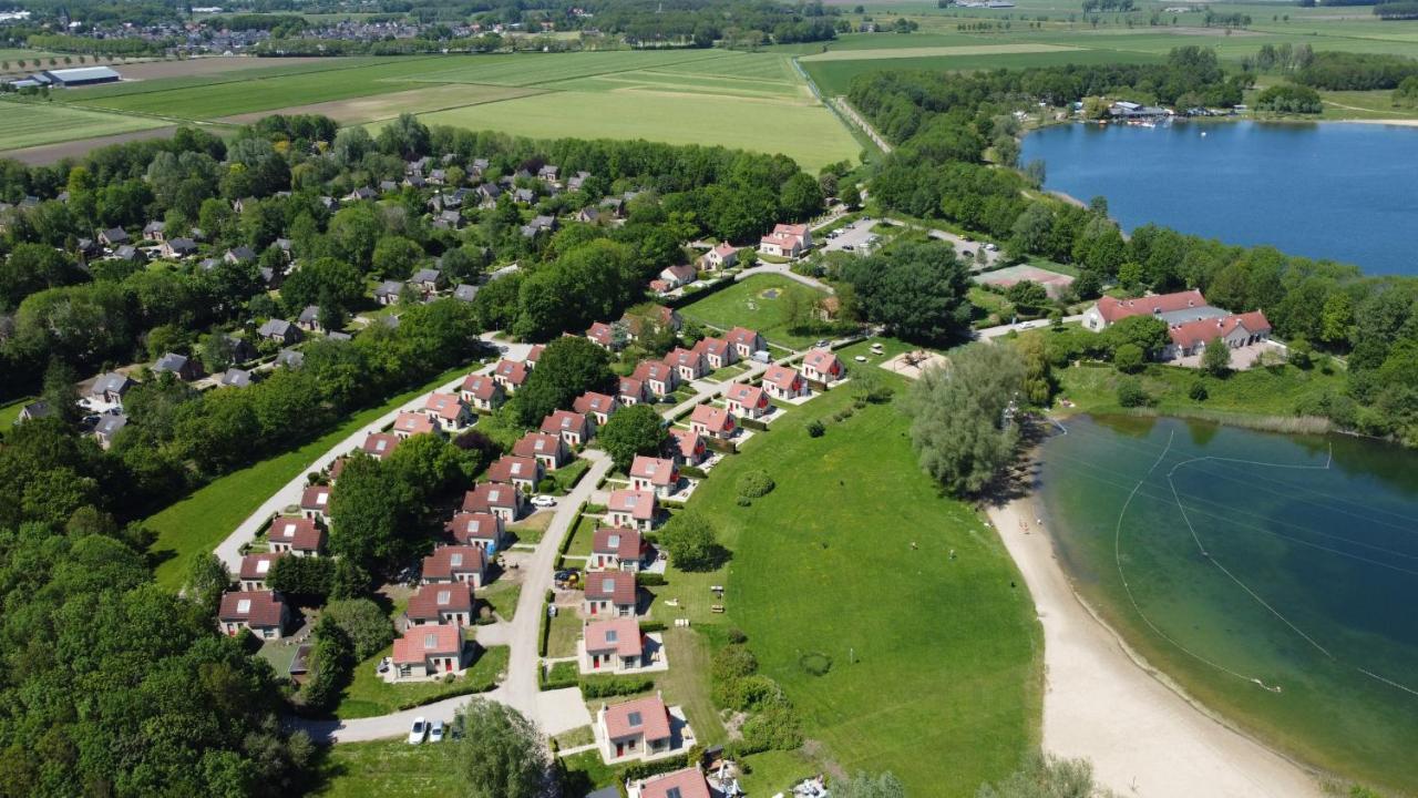 Vakantiepark 'T Broeckhuys Hotel Ewijk ภายนอก รูปภาพ