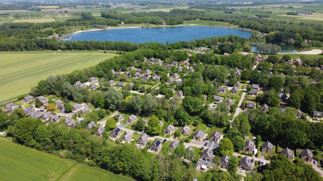 Vakantiepark 'T Broeckhuys Hotel Ewijk ภายนอก รูปภาพ