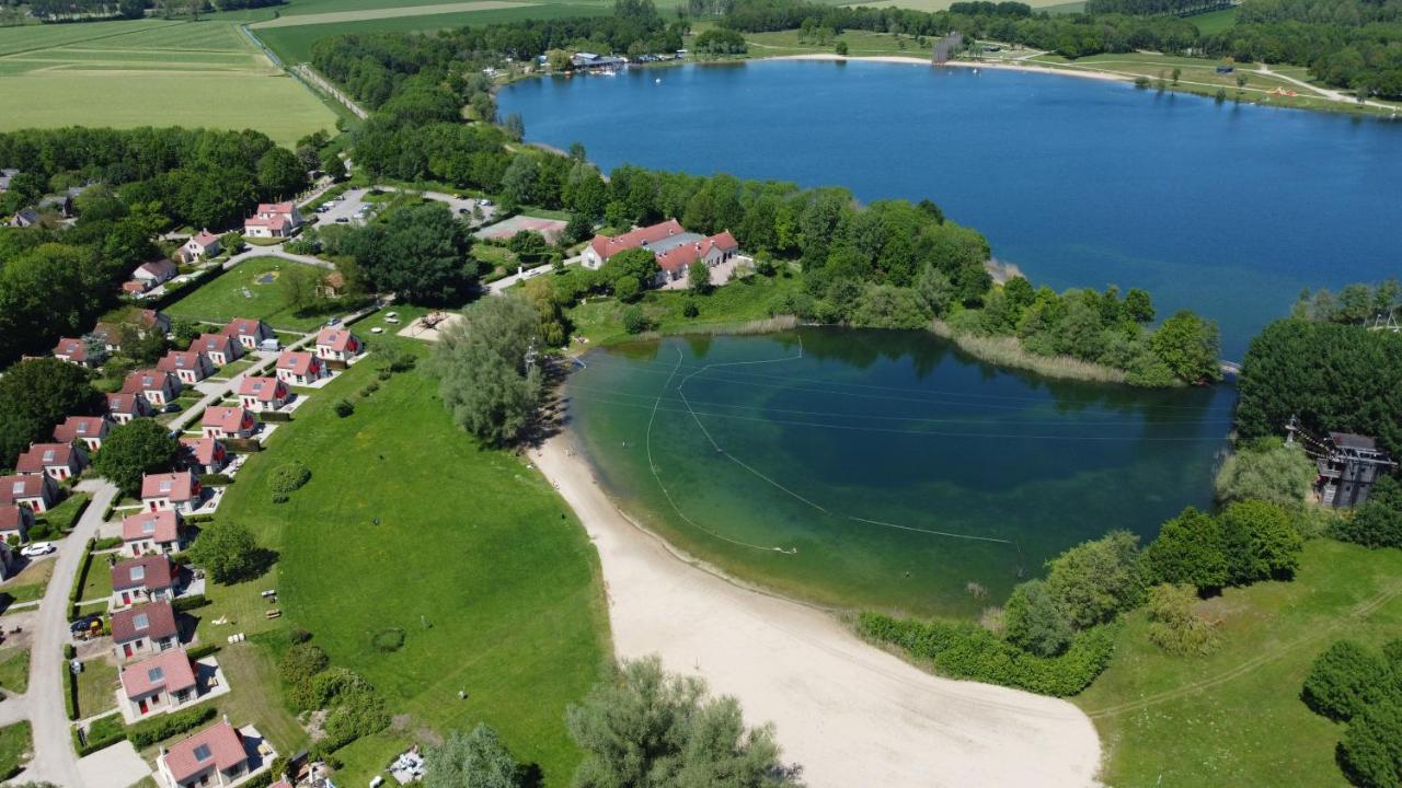 Vakantiepark 'T Broeckhuys Hotel Ewijk ภายนอก รูปภาพ